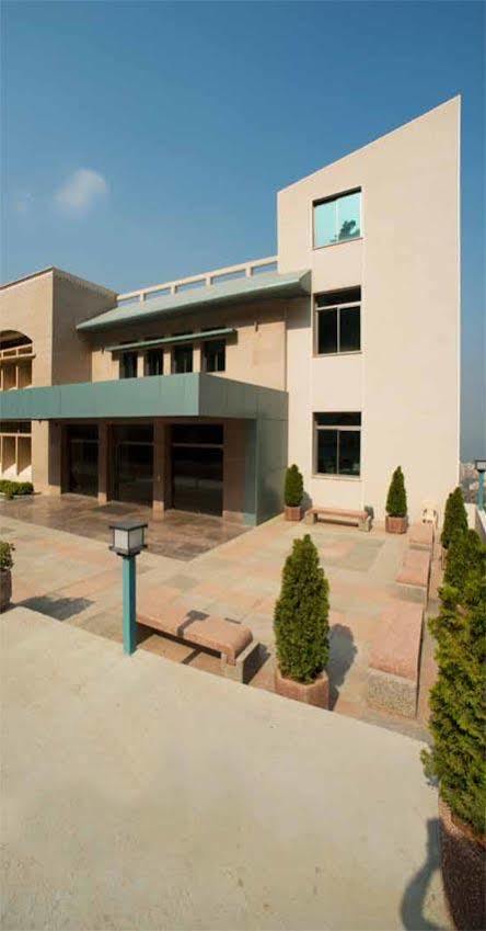 Liqaa Hotel Бейрут Экстерьер фото